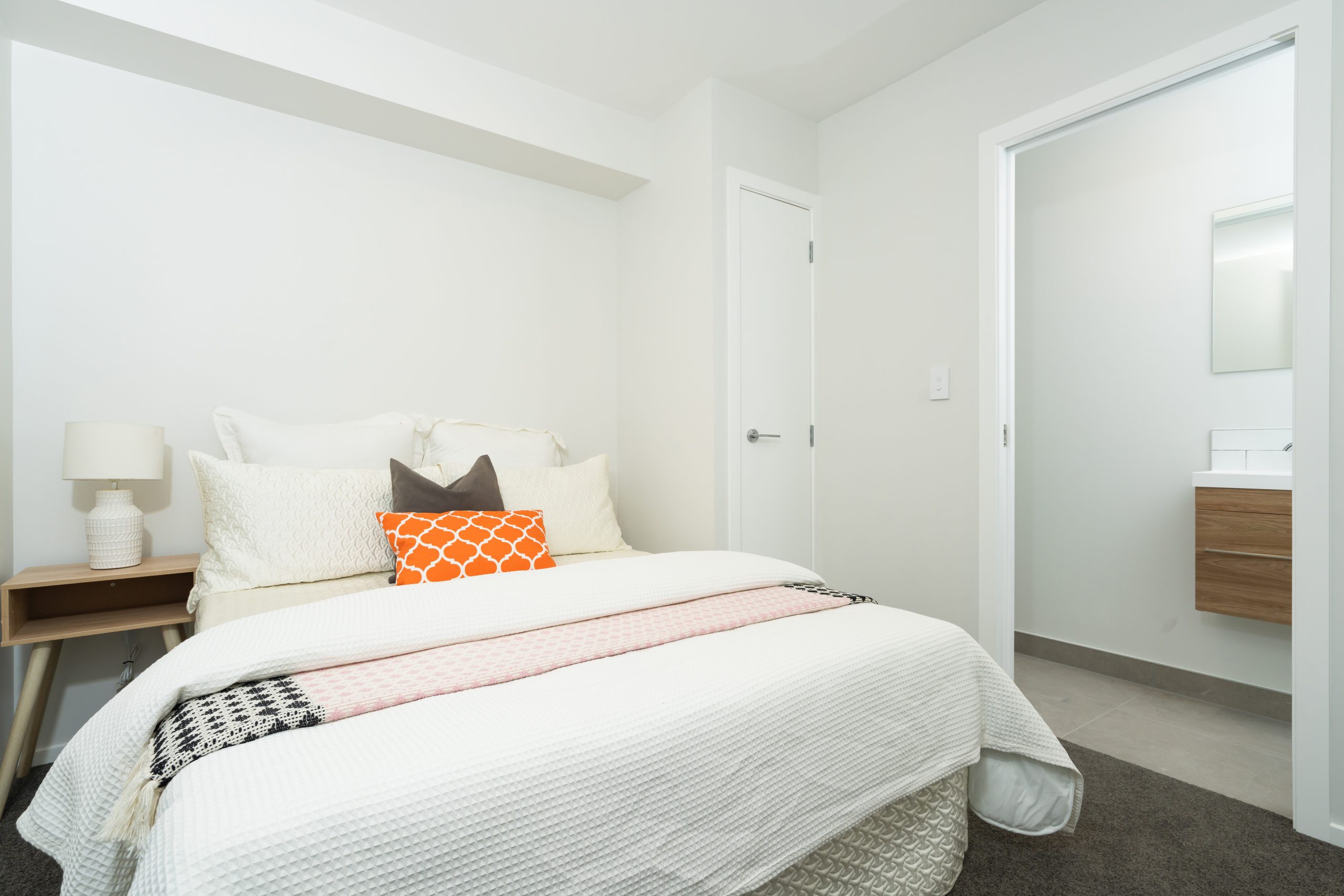 Kenderdine Terraces bedroom